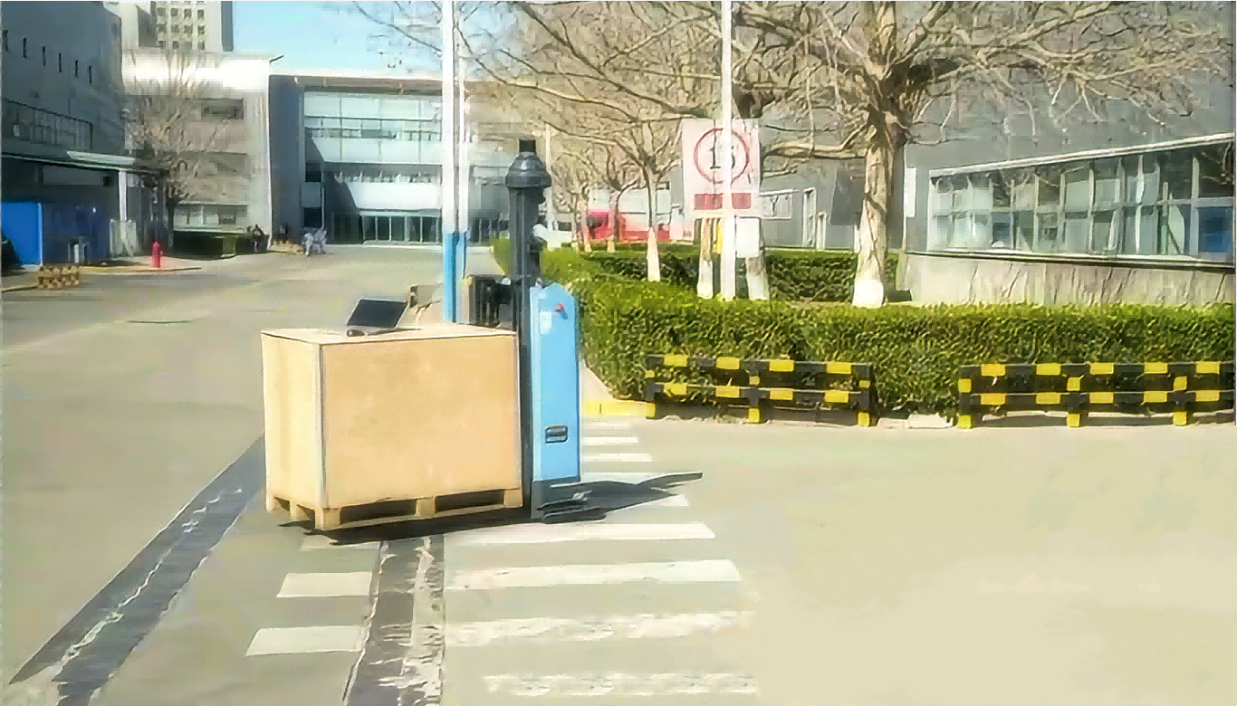 窄道就用 50V15130！全力提升工业设备制造业生产效率